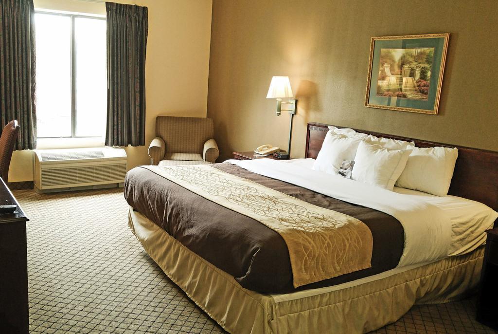 Comfort & Mishawaka-south Bend 2* South Bend